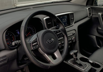 Подержанный автомобиль Kia Sportage 2019 года (23 фото)