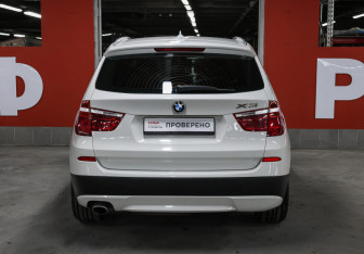 Подержанный автомобиль BMW X3 2014 года (6 фото)