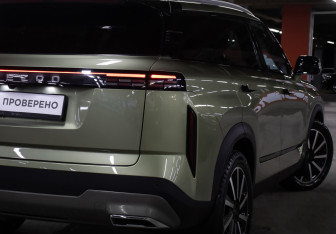 Подержанный автомобиль Jaecoo J7 2023 года (27 фото)