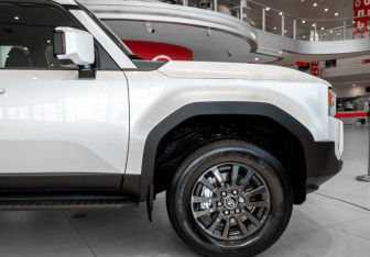 Новый Toyota Land Cruiser Prado 2025 (7 фото)