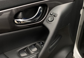 Подержанный автомобиль Nissan X-Trail 2019 года (21 фото)