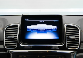 Подержанный автомобиль Mercedes-Benz GLE 2018 года (22 фото)
