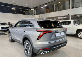 Новый Haval F7 2025 (5 фото)