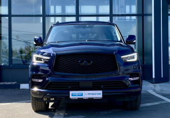 Подержанный автомобиль Infiniti QX80 2018 года (2 фото)