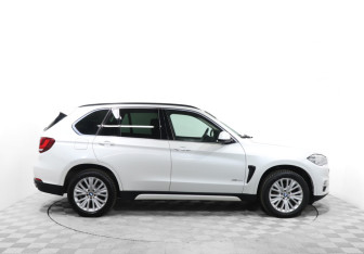 Подержанный автомобиль BMW X5 2014 года (4 фото)
