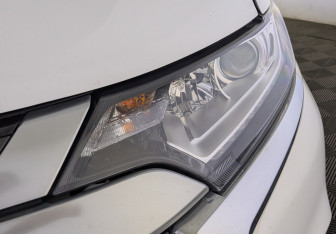 Подержанный автомобиль Mitsubishi Outlander 2019 года (11 фото)