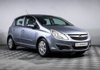 Подержанный автомобиль Opel Corsa 2006 года (3 фото)