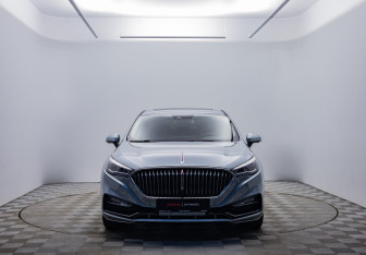 Подержанный автомобиль Hongqi H5 2022 года (2 фото)