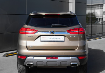 Подержанный автомобиль Geely Atlas 2020 года (6 фото)