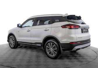 Подержанный автомобиль Geely Atlas Pro 2023 года (7 фото)