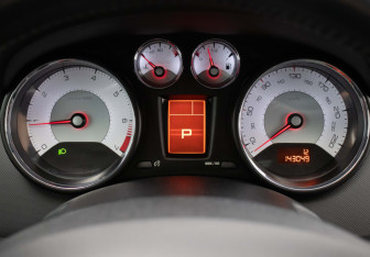 Подержанный автомобиль Peugeot 308 Hatchback 2010 года (12 фото)