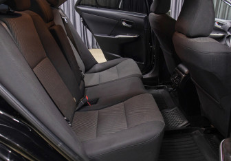 Подержанный автомобиль Toyota Camry Sedan 2016 года (11 фото)