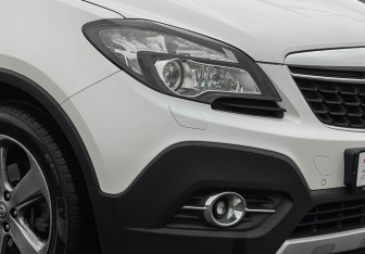 Подержанный автомобиль Opel Mokka 2013 года (14 фото)
