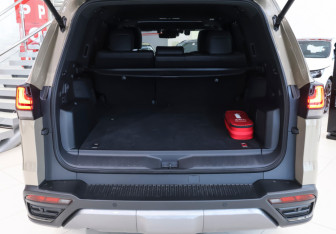 Новый Lexus LX 2025 (15 фото)