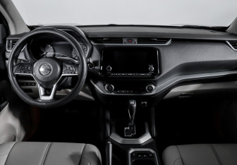 Подержанный автомобиль Nissan Xterra 2021 года (12 фото)