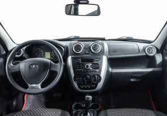 Подержанный автомобиль LADA (ВАЗ) Granta Sedan 2018 года (8 фото)