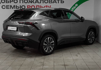 Подержанный автомобиль Jetour Dashing 2023 года (4 фото)