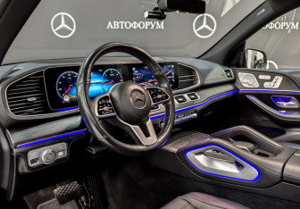 Подержанный автомобиль Mercedes-Benz GLE 2019 года (16 фото)