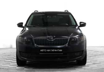 Подержанный автомобиль Skoda Octavia Wagon 2015 года (2 фото)
