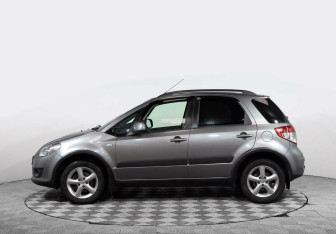 Подержанный автомобиль Suzuki SX4 Hatchback 2013 года (3 фото)