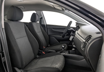 Подержанный автомобиль Kia Rio Hatchback 2020 года (23 фото)