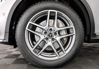 Подержанный автомобиль Mercedes-Benz GLC Coupe 2019 года (18 фото)