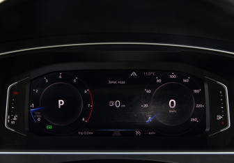 Подержанный автомобиль Volkswagen Tiguan 2017 года (10 фото)