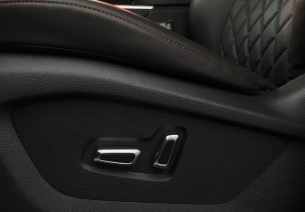 Подержанный автомобиль JAC T9 2024 года (23 фото)