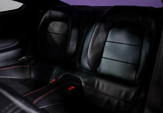 Подержанный автомобиль Ford Mustang Coupe 2018 года (10 фото)