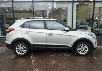 Подержанный автомобиль Hyundai Creta 2019 года (4 фото)