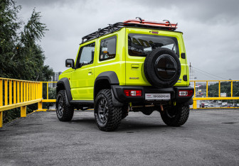 Подержанный автомобиль Suzuki Jimny 2021 года (6 фото)