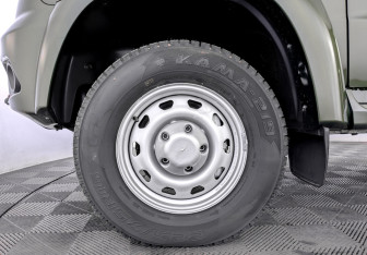 Новый УАЗ Patriot 2024 (7 фото)