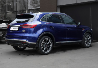 Подержанный автомобиль Hongqi HS5 2019 года (5 фото)