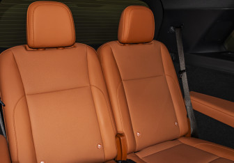 Подержанный автомобиль LiXiang L9 2023 года (12 фото)