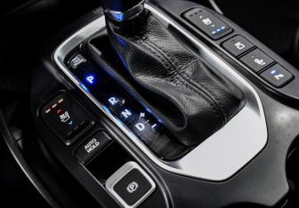 Подержанный автомобиль Hyundai Santa Fe 2017 года (20 фото)