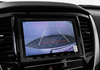 Подержанный автомобиль Mitsubishi Montero Sport 2021 года (15 фото)