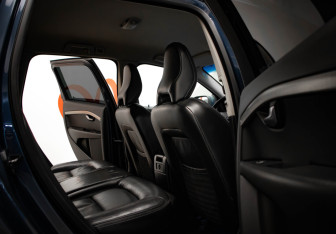 Подержанный автомобиль Volvo XC70 2008 года (28 фото)