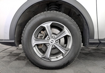 Подержанный автомобиль Haval F7 2023 года (18 фото)