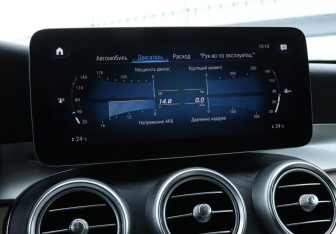 Подержанный автомобиль Mercedes-Benz GLC Coupe 2021 года (19 фото)