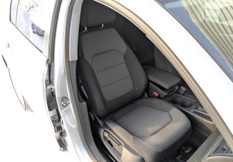 Подержанный автомобиль Volkswagen Passat Sedan 2012 года (22 фото)