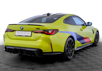 Подержанный автомобиль BMW M4 Coupe 2021 года (5 фото)