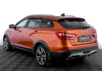 Подержанный автомобиль LADA (ВАЗ) Vesta Wagon 2021 года (7 фото)