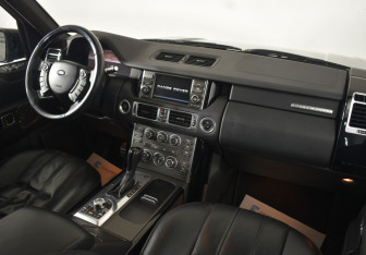 Подержанный автомобиль Land Rover Range Rover 2010 года (17 фото)