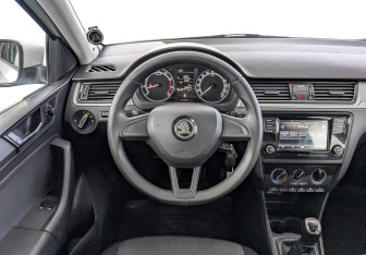 Подержанный автомобиль Skoda Rapid Liftback 2019 года (22 фото)