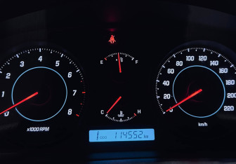 Подержанный автомобиль Chevrolet Captiva 2012 года (9 фото)