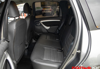 Подержанный автомобиль Nissan Terrano 2020 года (8 фото)