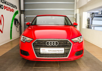 Подержанный автомобиль Audi A3 Sedan 2018 года (2 фото)
