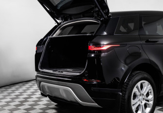 Подержанный автомобиль Land Rover Range Rover Evoque 2019 года (17 фото)