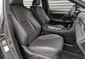 Подержанный автомобиль Lexus RX 2019 года (22 фото)