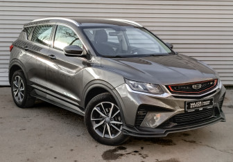 Подержанный автомобиль Geely Coolray 2022 года (3 фото)